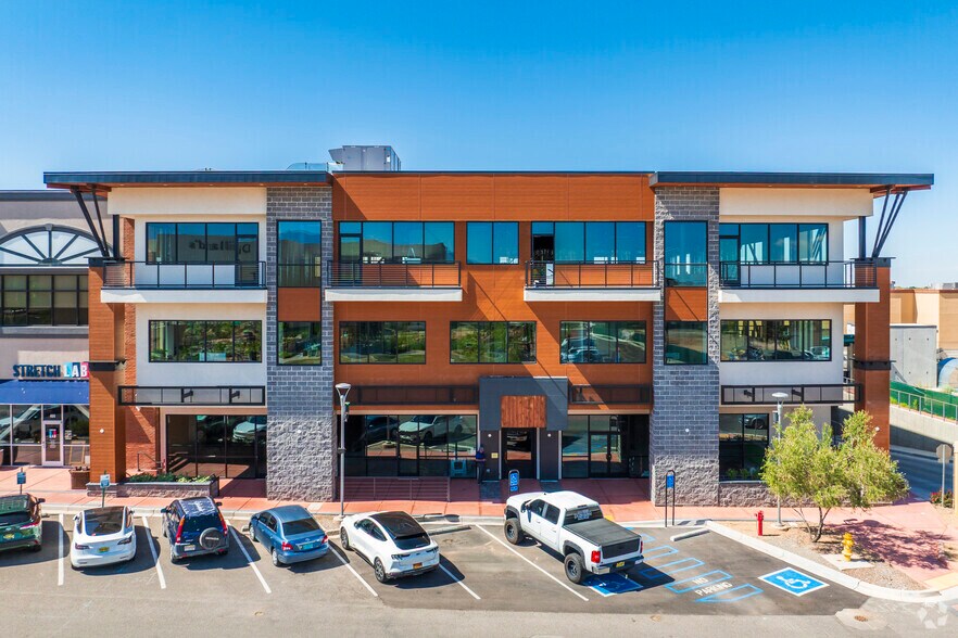 More Photos Of 2100 Louisiana Blvd NE, Albuquerque Coworking Space