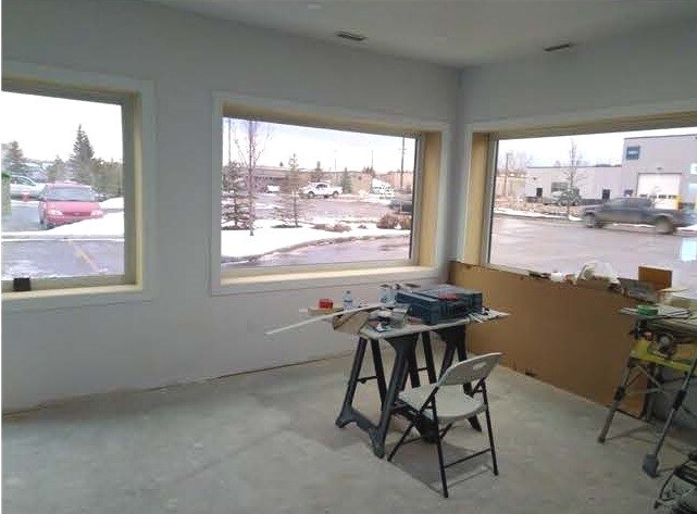 More Photos Of 220 Stockton Ave, Okotoks Distribution For Lease