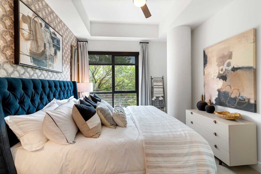 More Photos Of 3200 McKinney Ave, Dallas Multifamily For Sale