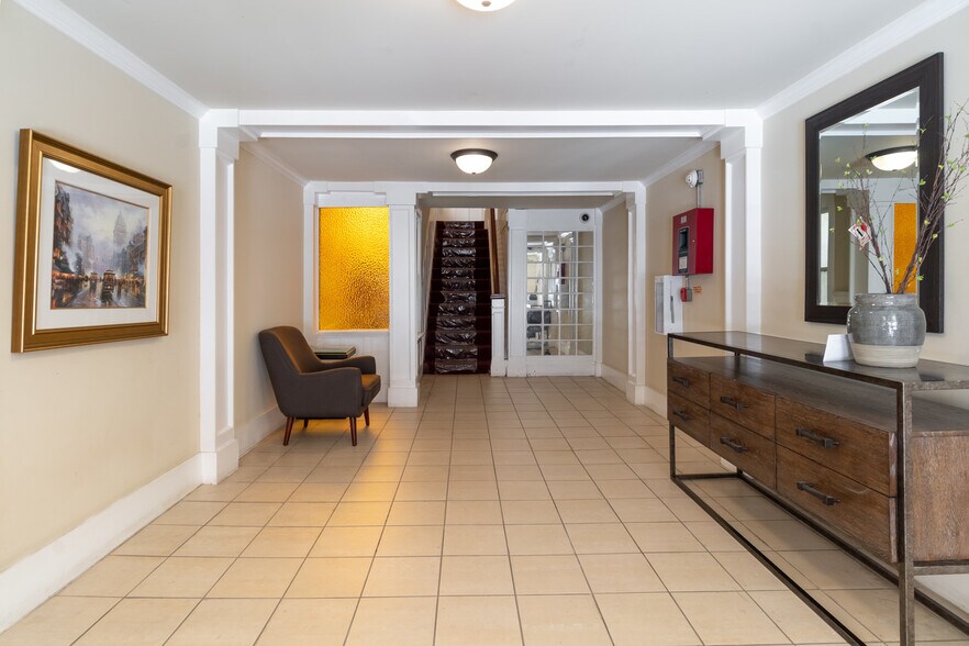 More Photos Of 1230 Jackson St, San Francisco Apartments For Sale