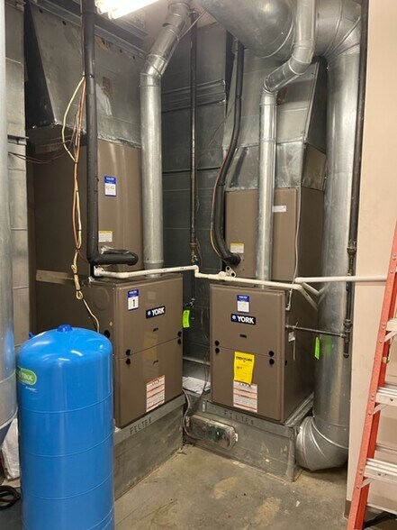 More Photos Of 3747 W Fork Rd, Cincinnati Medical For Lease