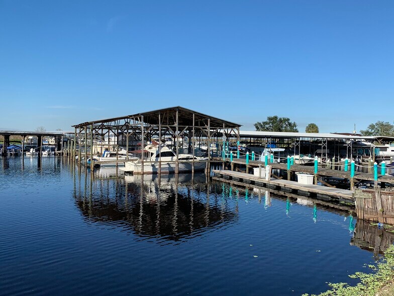 More Photos Of 3900 Peninsula Pt, Sanford Land For Sale