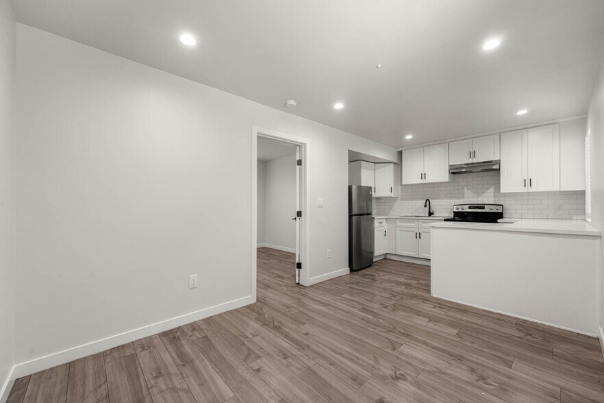 More Photos Of 6036 10th Ave, Los Angeles Apartments For Sale