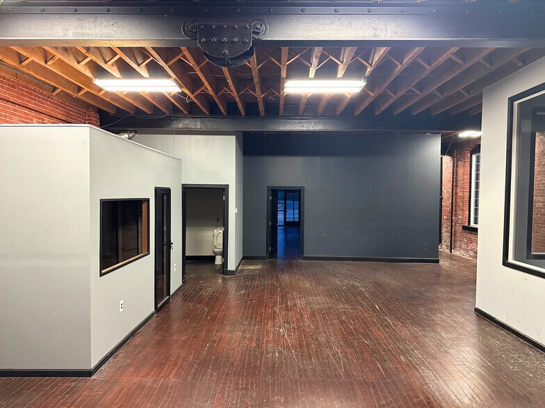 More Photos Of 152 W 12 St, Erie Office For Lease