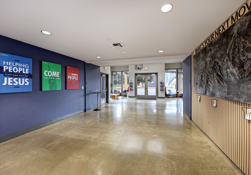 More Photos Of 18390 SW Farmington Rd, Aloha Religious Facility For Sale