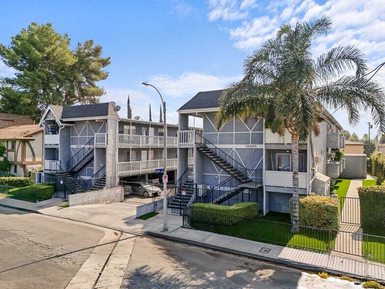 More Photos Of 18356 Napa St, Northridge Apartments For Sale