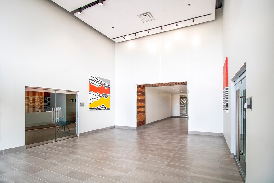 More Photos Of 12200 N Corporate Pky, Mequon Office For Lease