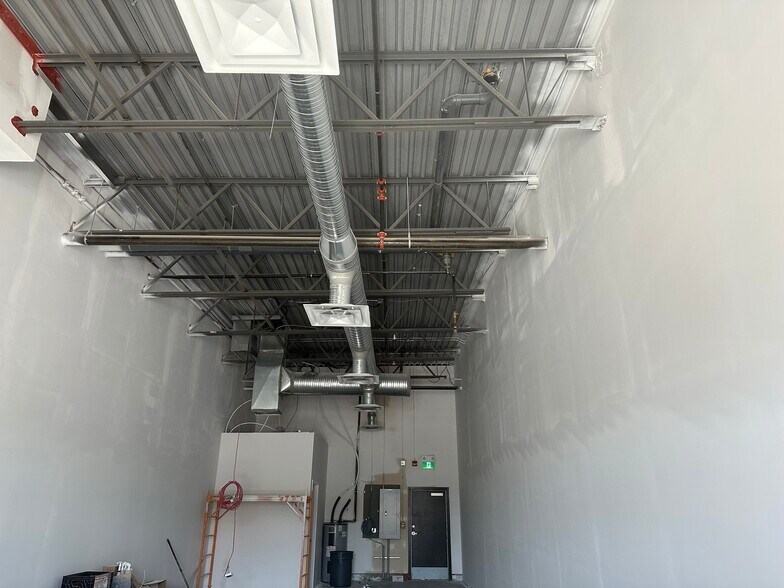 More Photos Of 3919 49th Ave, Stony Plain Storefront Retail Office For Sale