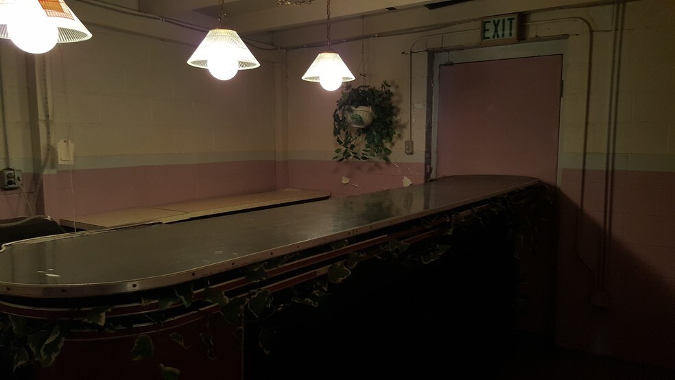 More Photos Of 7897 Taft St, Merrillville Lodge Meeting Hall For Lease