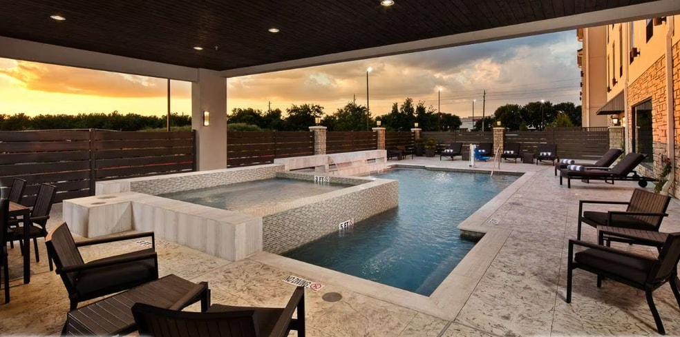 More Photos Of 1549 Westborough Dr, Katy Hotel For Sale