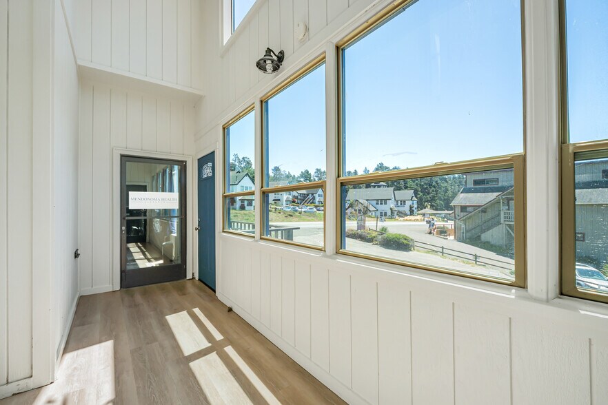 More Photos Of 39000 1 hwy, Gualala Flex For Sale