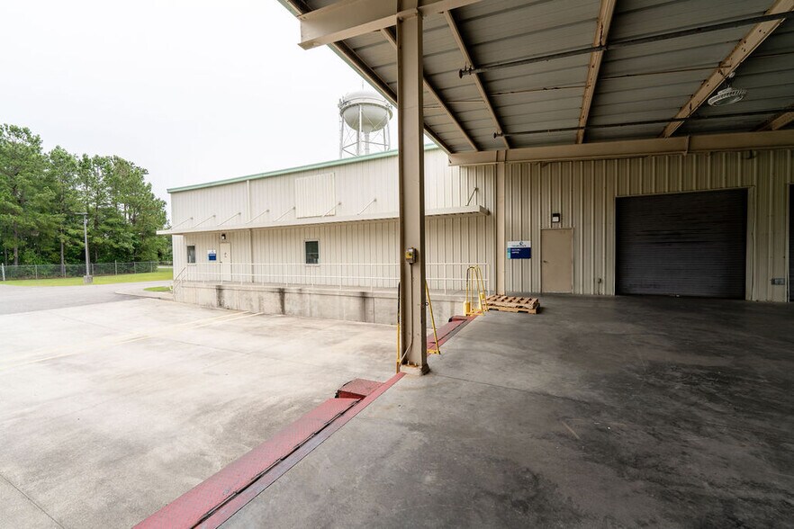 More Photos Of 149 Piper Ln, Georgetown Industrial For Sale