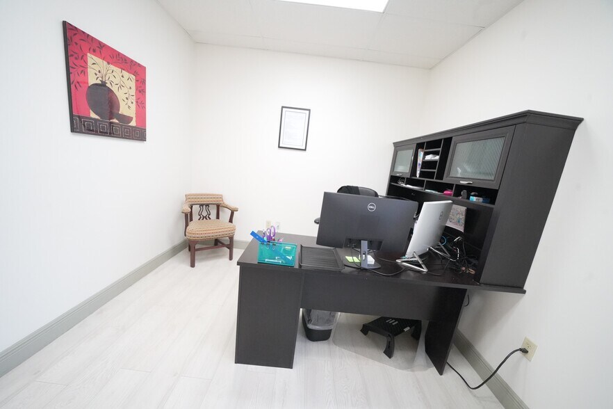 More Photos Of 1426 Skees Rd, West Palm Beach Unknown For Lease