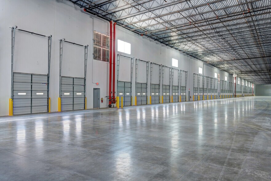 More Photos Of 4300 Hunter Rd, Atlanta Distribution For Lease