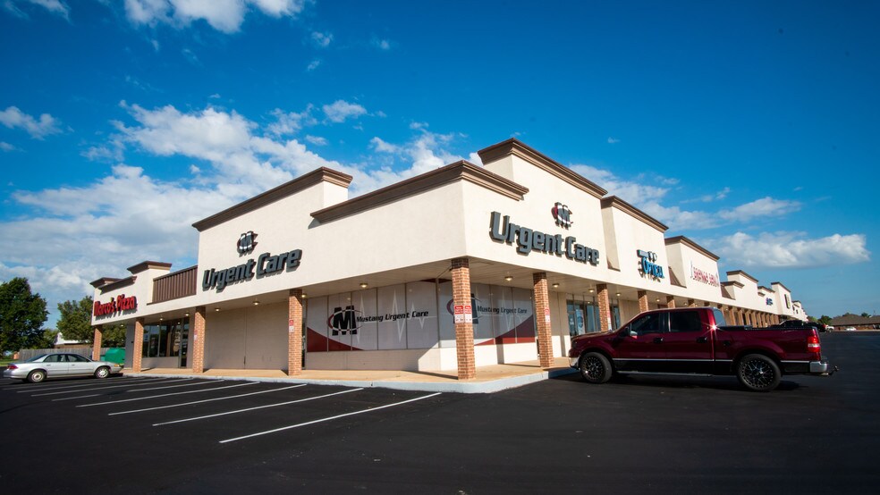 More Photos Of 115 N Mustang Rd, Mustang Unknown For Lease