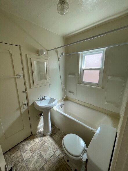 More Photos Of 3947-59 Third ave, San Diego Apartments For Sale