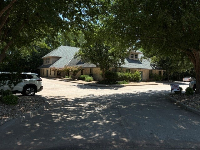 Primary Photo Of 3508 French Park Dr, Edmond Office For Lease
