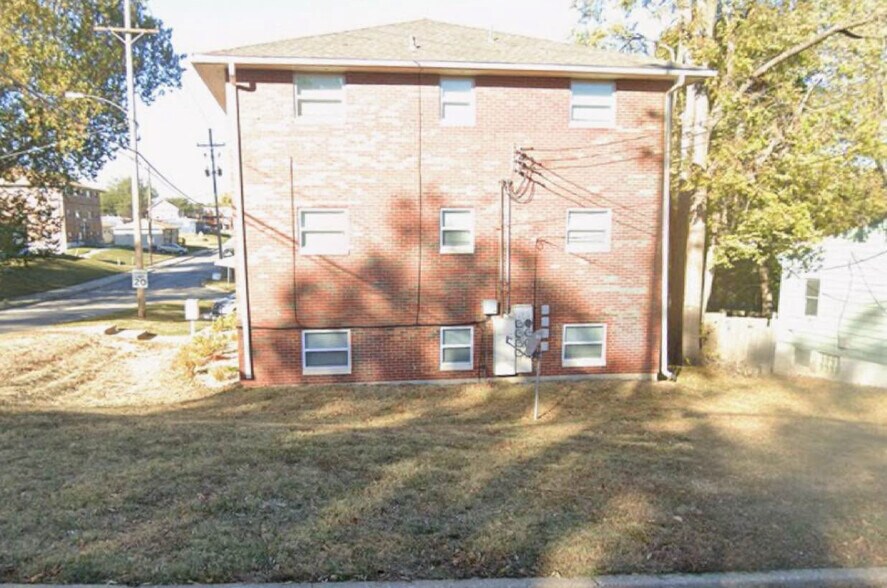 More Photos Of 2610 W 42nd Ave, Kansas City Apartments For Sale