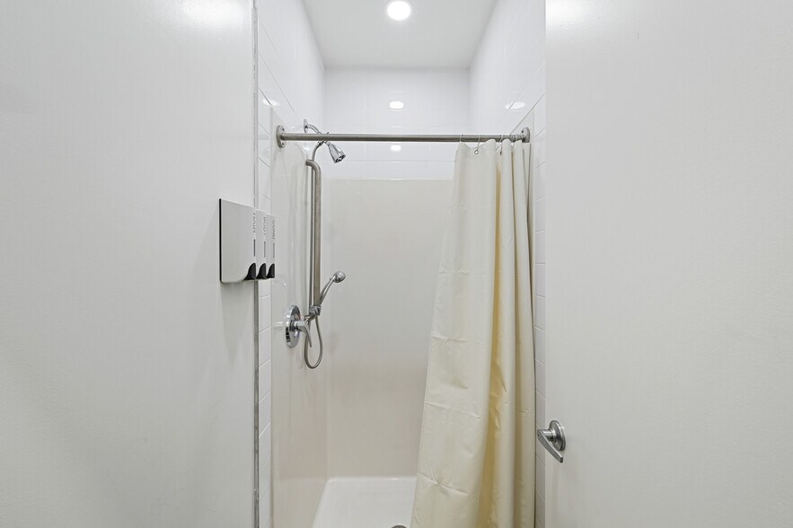 More Photos Of 401 Broadway, New York Loft Creative Space For Lease