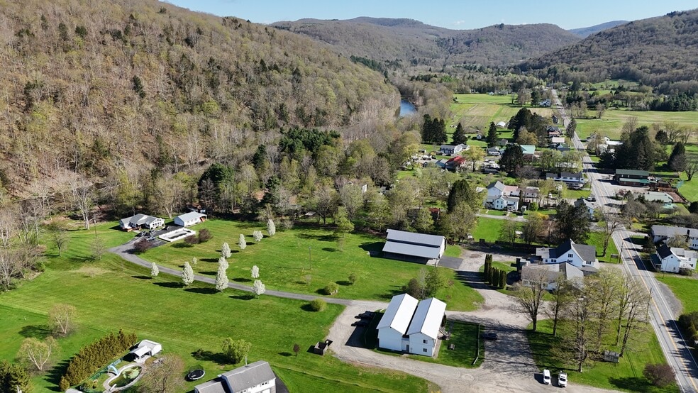 More Photos Of 159 Rockland Rd, Roscoe Hotel For Sale