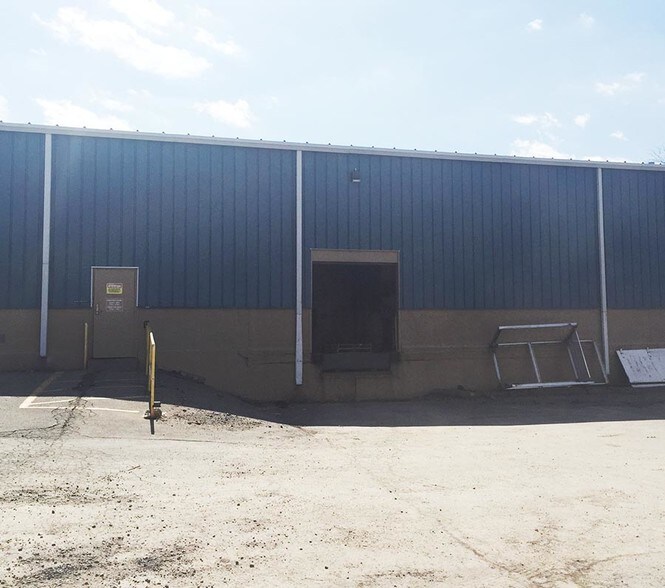 More Photos Of 728 Henderson Ave, Washington Warehouse For Sale