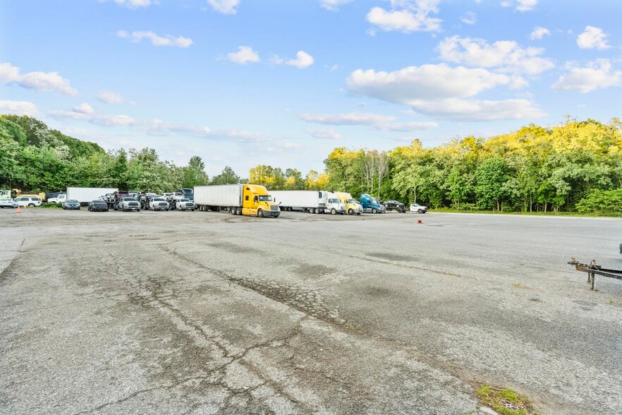 More Photos Of 80 Wampus Ln, Milford Warehouse For Lease