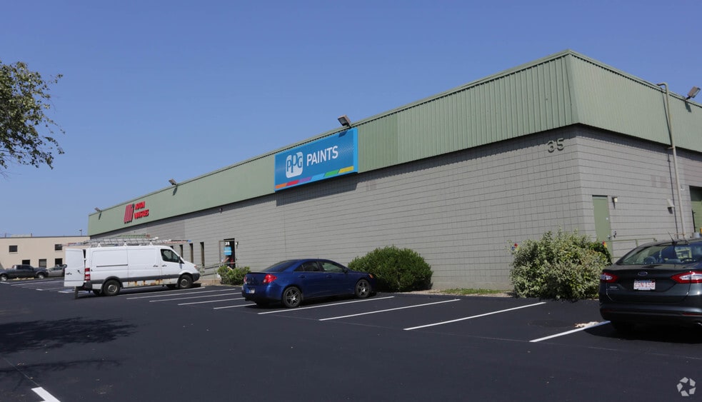 More Photos Of 35 Industrial Pky, Woburn Warehouse For Lease