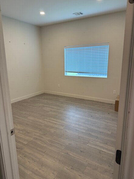 More Photos Of 150 Russell Ln, Dripping Springs Unknown For Lease