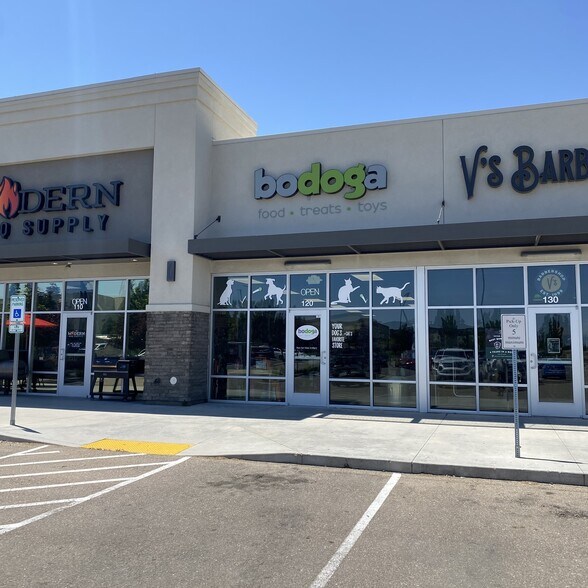 Primary Photo Of 150 S Ten Mile Rd, Meridian Storefront For Lease