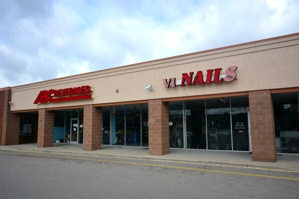 More Photos Of 2040-2096 Springdale Ln, Birmingham Unknown For Lease