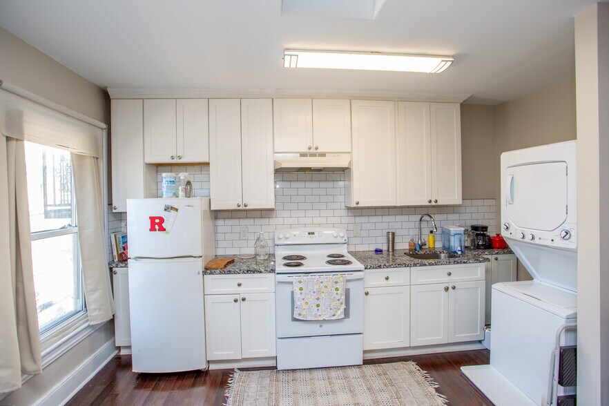 More Photos Of 45 Bridge St, Lambertville Storefront Retail Office For Sale