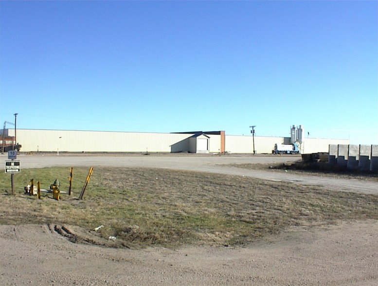 Primary Photo Of 3200 Road 101, Sidney Distribution For Lease