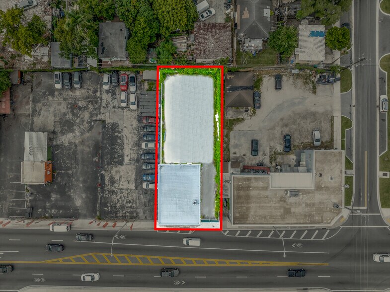More Photos Of 2284-2286 NW 36th St, Miami Freestanding For Lease