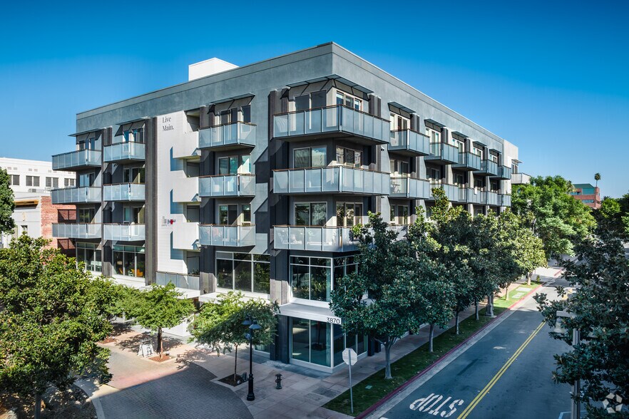 More Photos Of 3750 Main St, Riverside Apartments For Lease