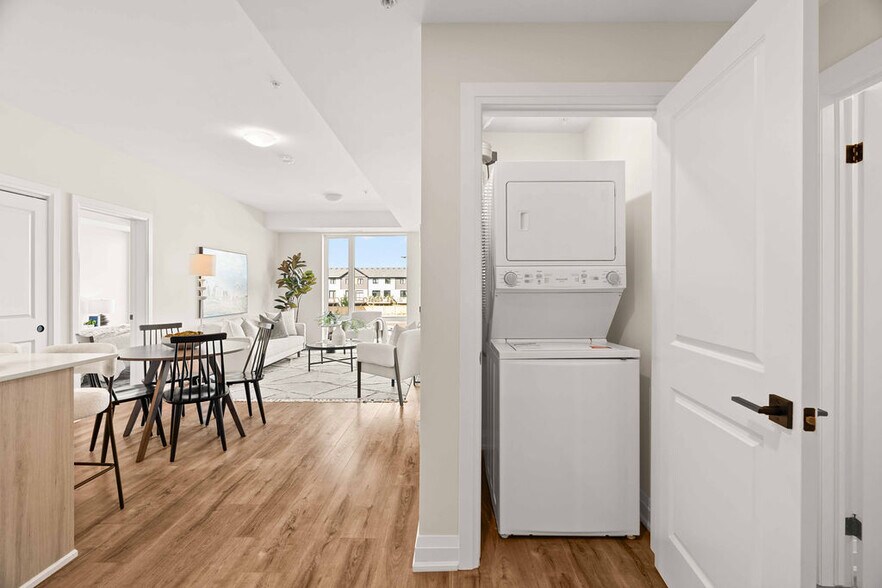 More Photos Of 600 Sunningdale Rd E, London Apartments For Lease