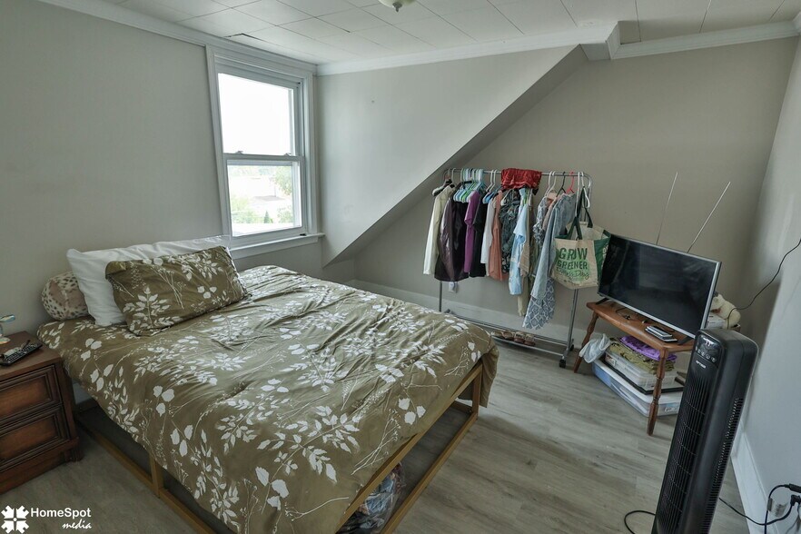 More Photos Of 1337 Washington St, Easton Multifamily For Sale