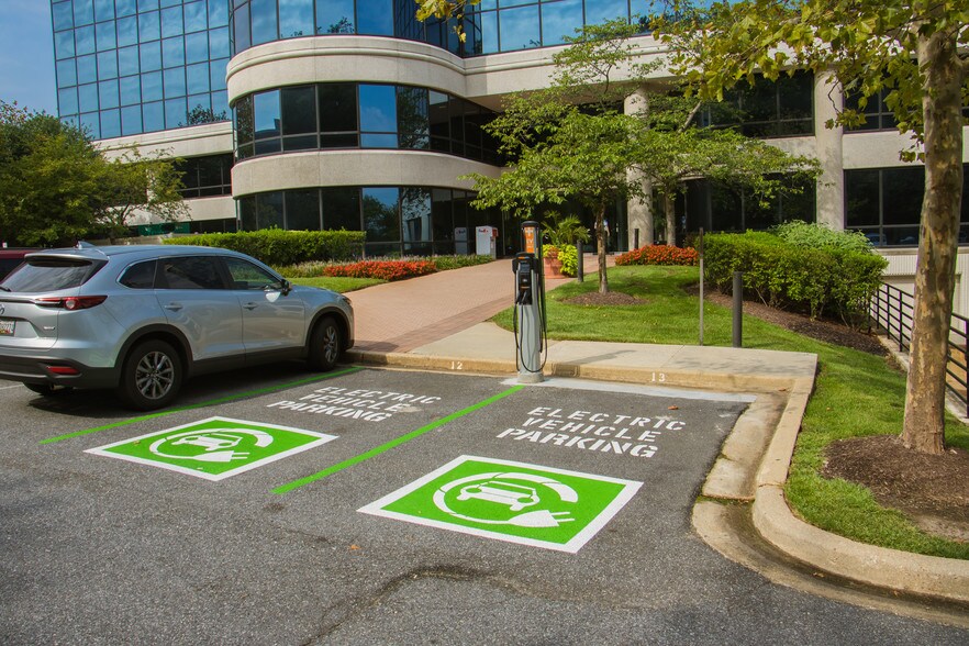 More Photos Of 6404 Ivy Ln, Greenbelt Unknown For Lease