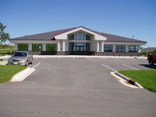 Primary Photo Of 2518 Superior Dr NW, Rochester Office For Lease