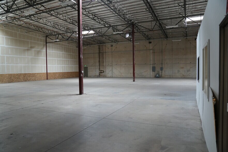 More Photos Of 911 Linda Way, Sparks Warehouse For Lease