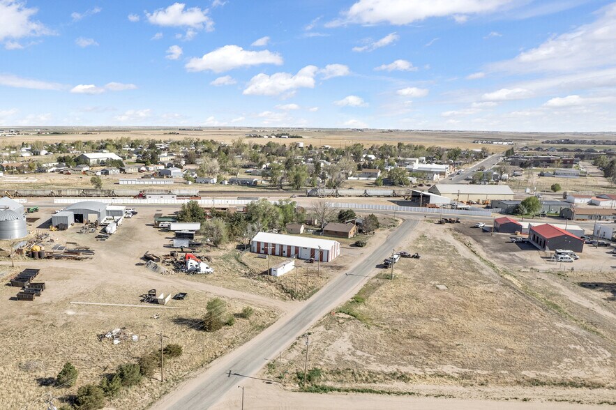 More Photos Of 104 Main St, Wiggins Industrial For Sale