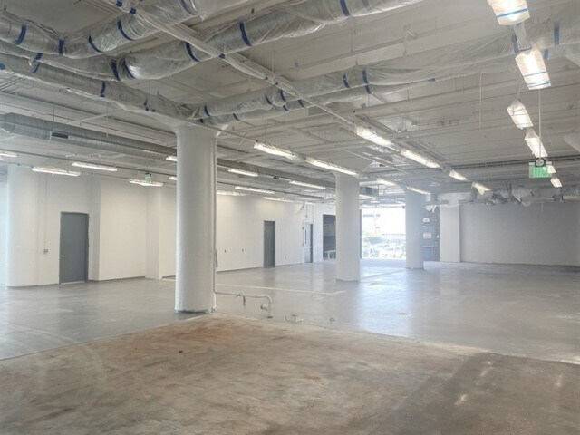 More Photos Of 9 Basin Dr, Kearny Warehouse For Lease