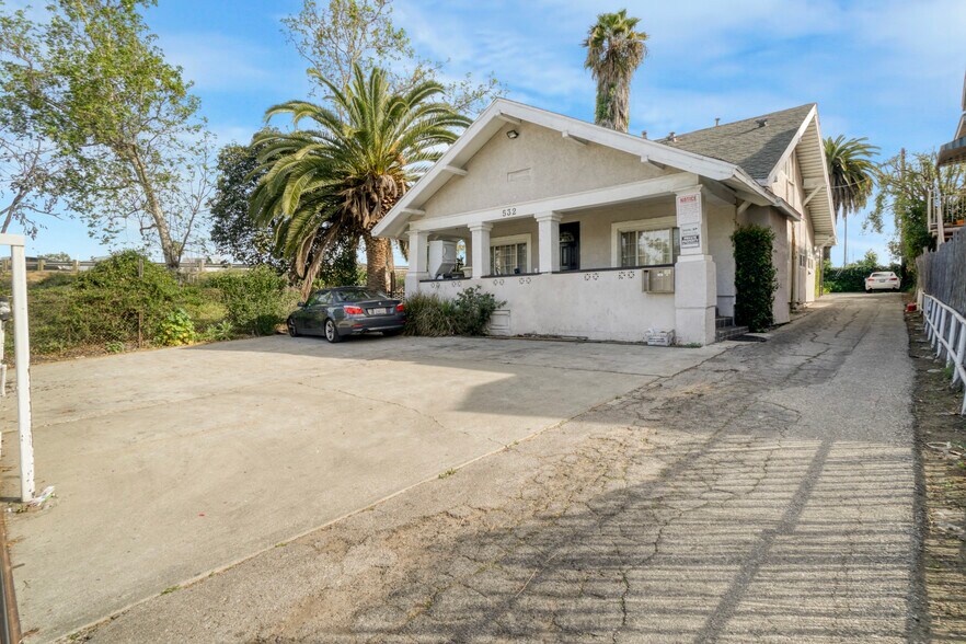 More Photos Of 532 N Berendo St, Los Angeles Multifamily For Sale