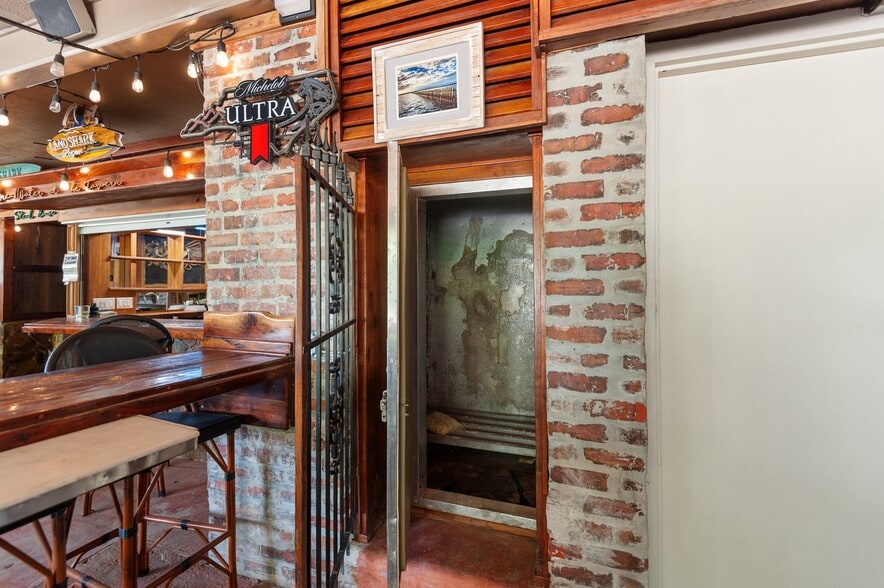 More Photos Of 226 Pamlico St, Belhaven Restaurant For Sale