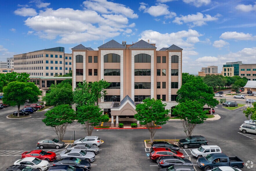 More Photos Of 4330 Medical Dr, San Antonio Medical For Lease