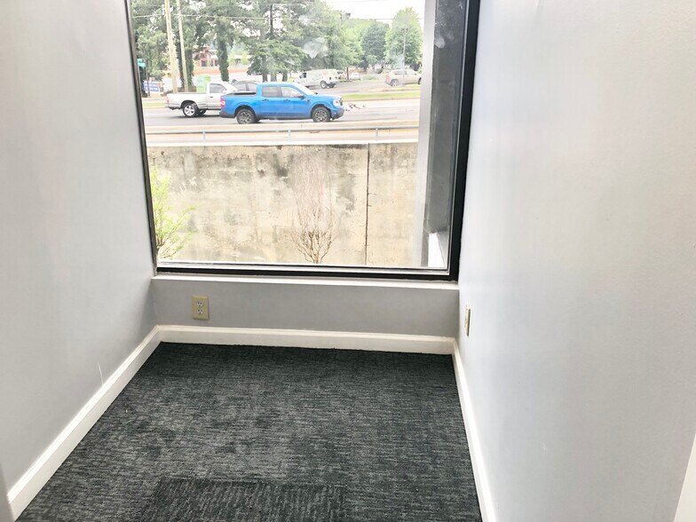 More Photos Of 6139-6141 Oakbrook Pky, Norcross Office For Lease
