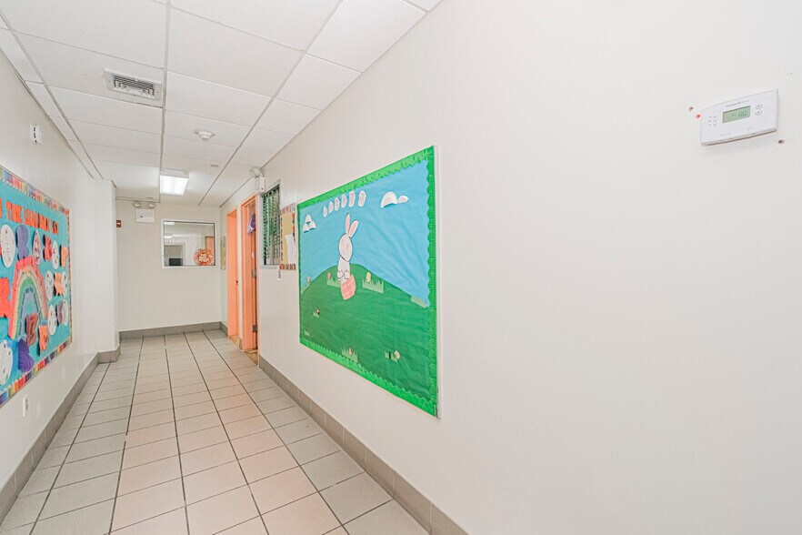 More Photos Of 44-46 Market St, New York Apartments For Sale