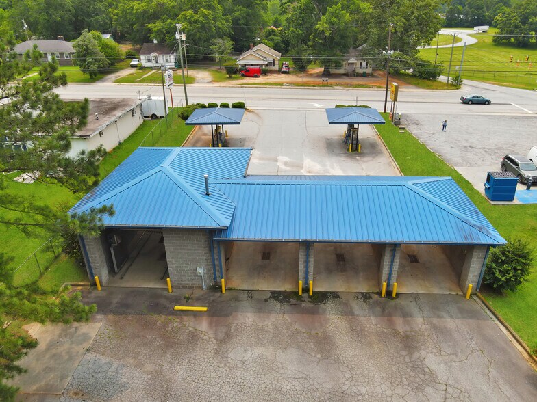 More Photos Of 1005 Reynolds Ave, Greenwood Specialty For Sale