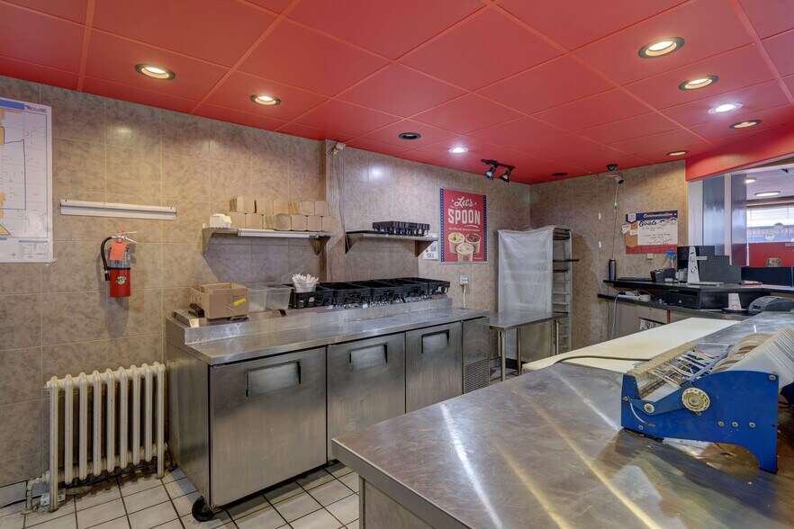 More Photos Of 329 4th St, Wausau Storefront Retail Residential For Sale