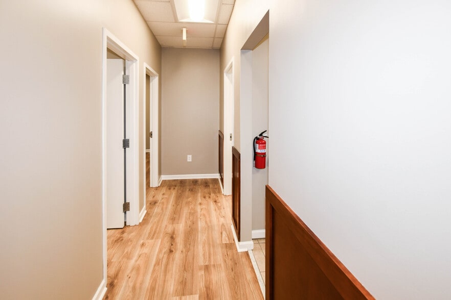More Photos Of 12150 Annapolis Rd, Glenn Dale Medical For Lease