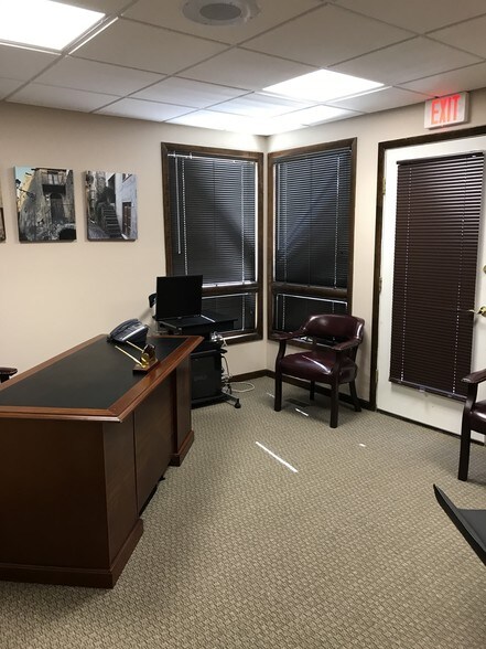 More Photos Of 776-780 Commons Way, Toms River Office For Sale